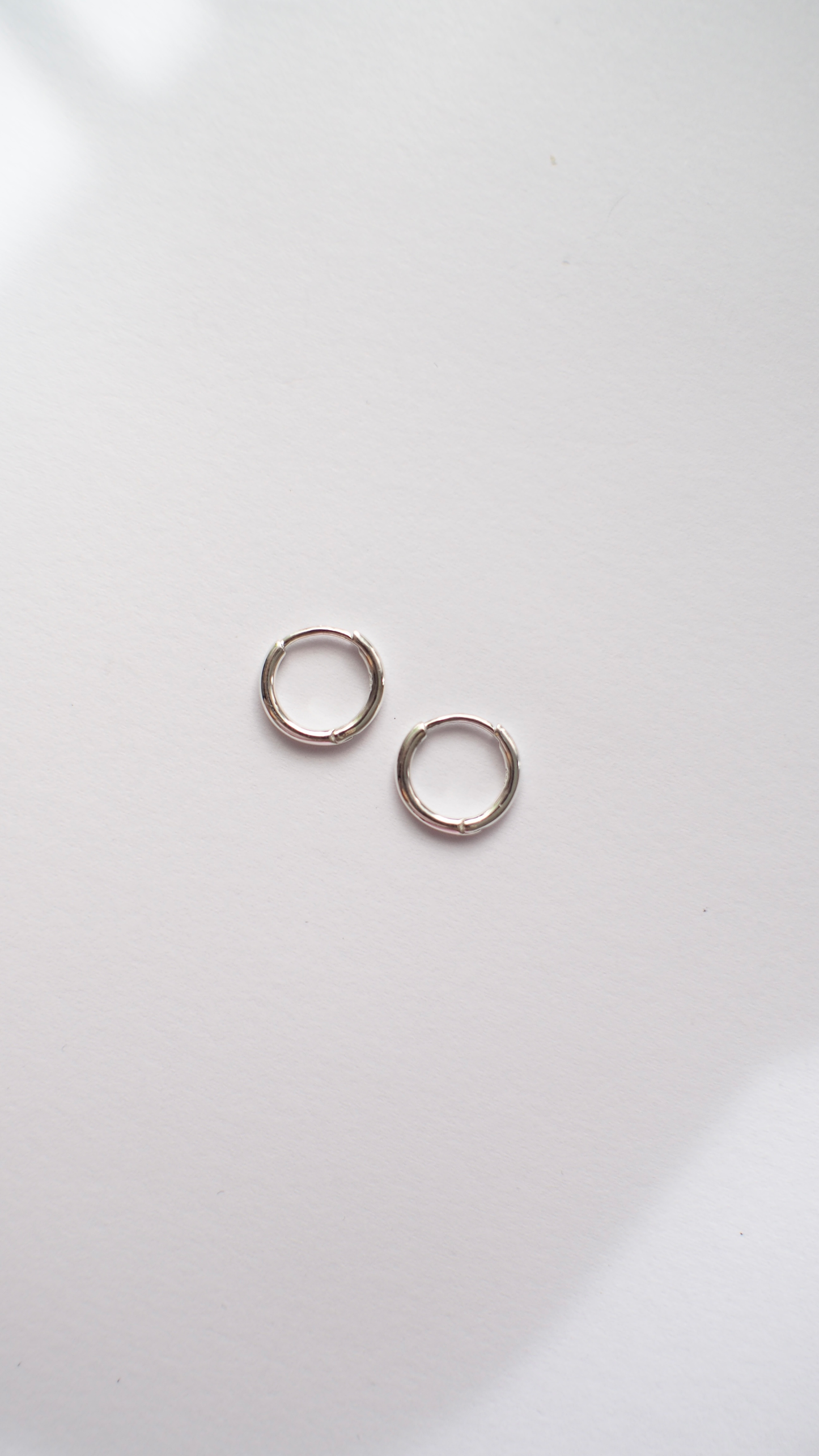 Classic Huggie Hoops