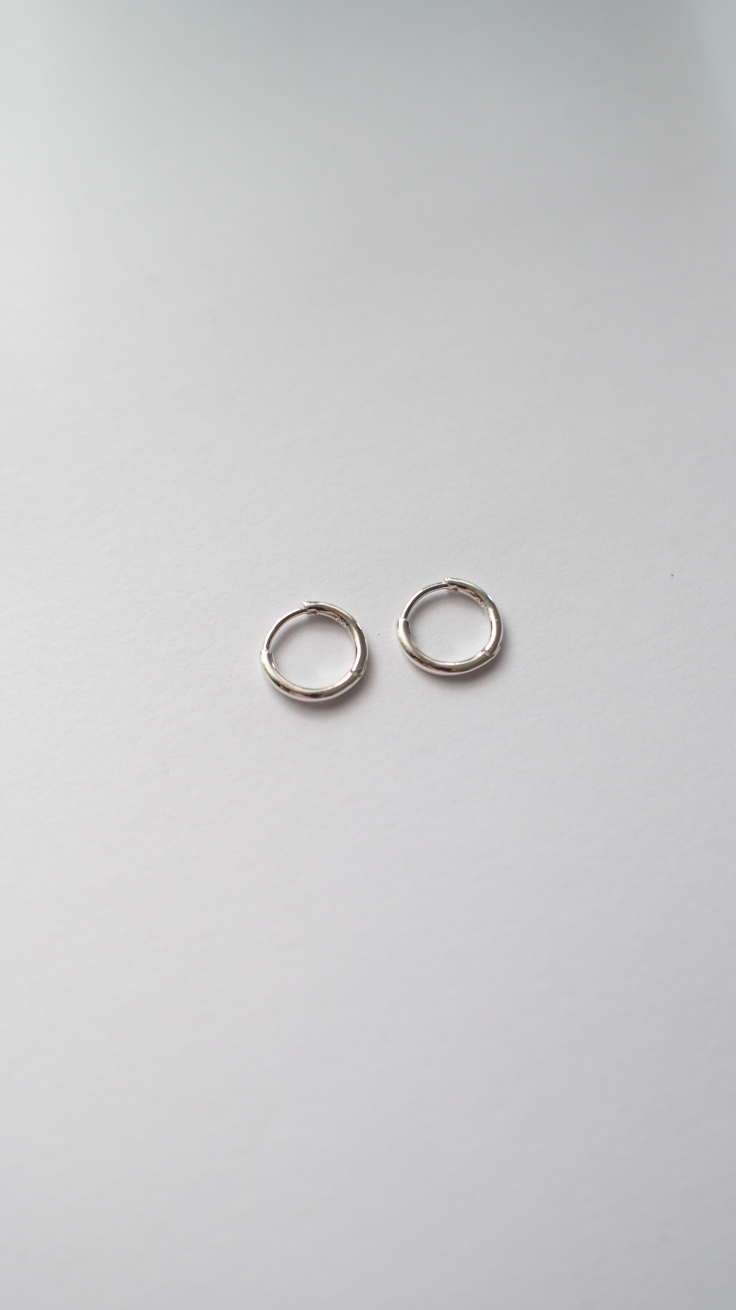 Classic Huggie Hoops