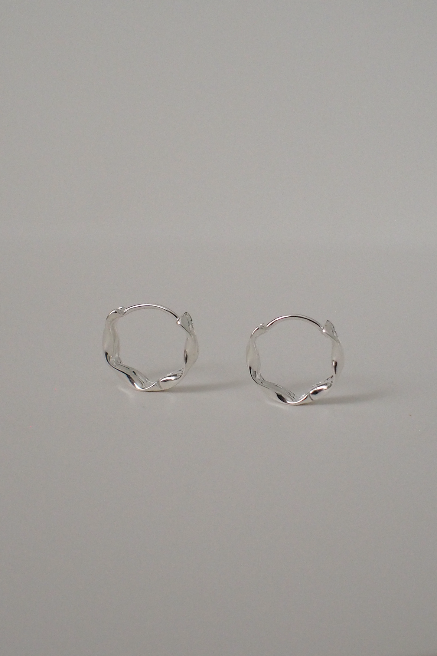 Fluid Hoops