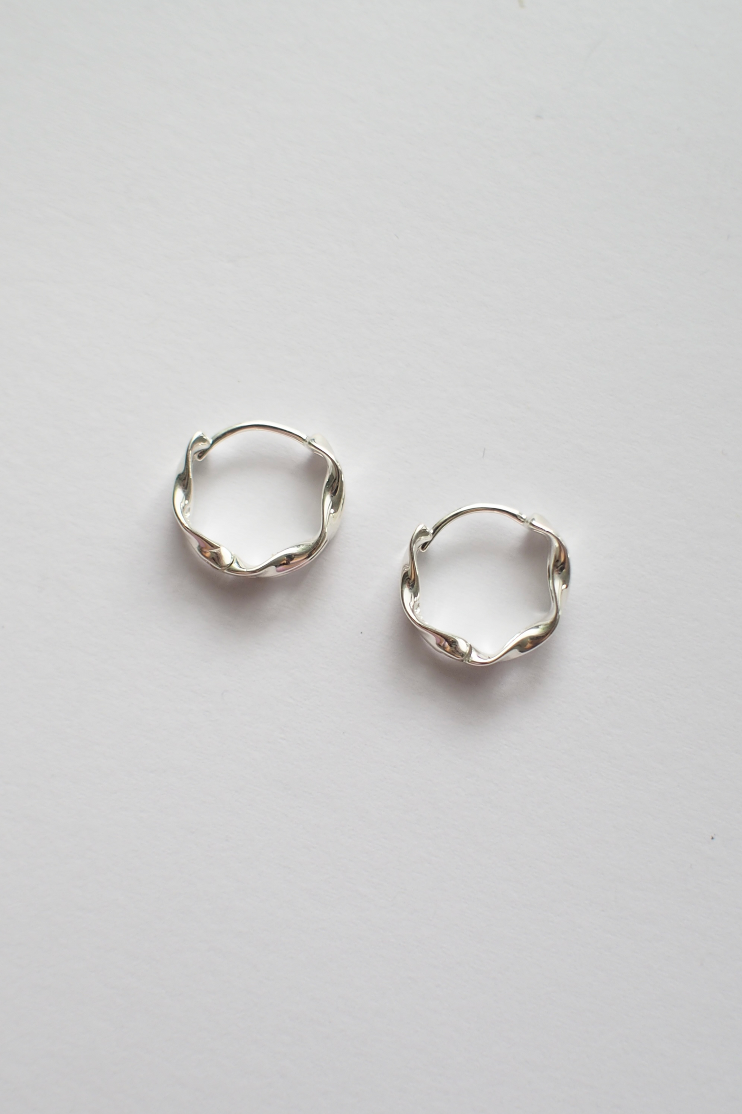 Fluid Hoops