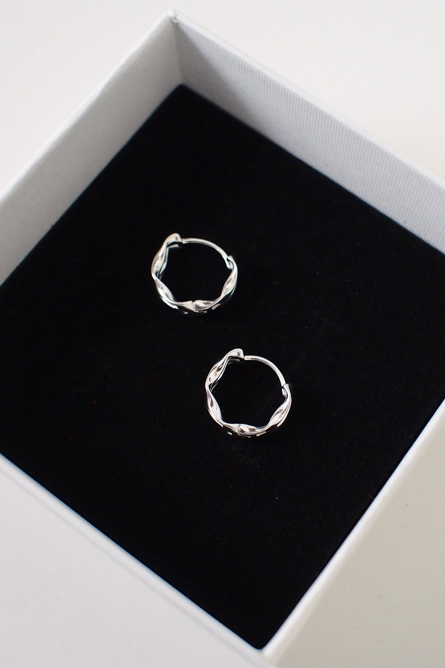 Fluid Hoops