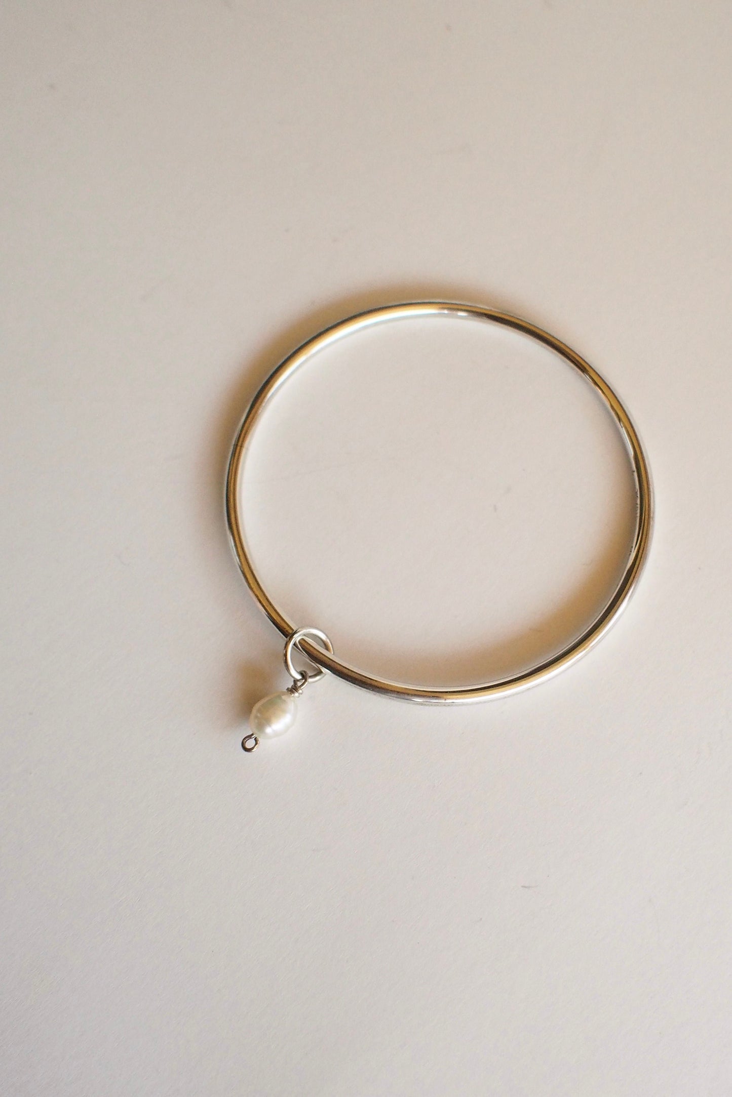 Classic Freshwater Pearl Bangle