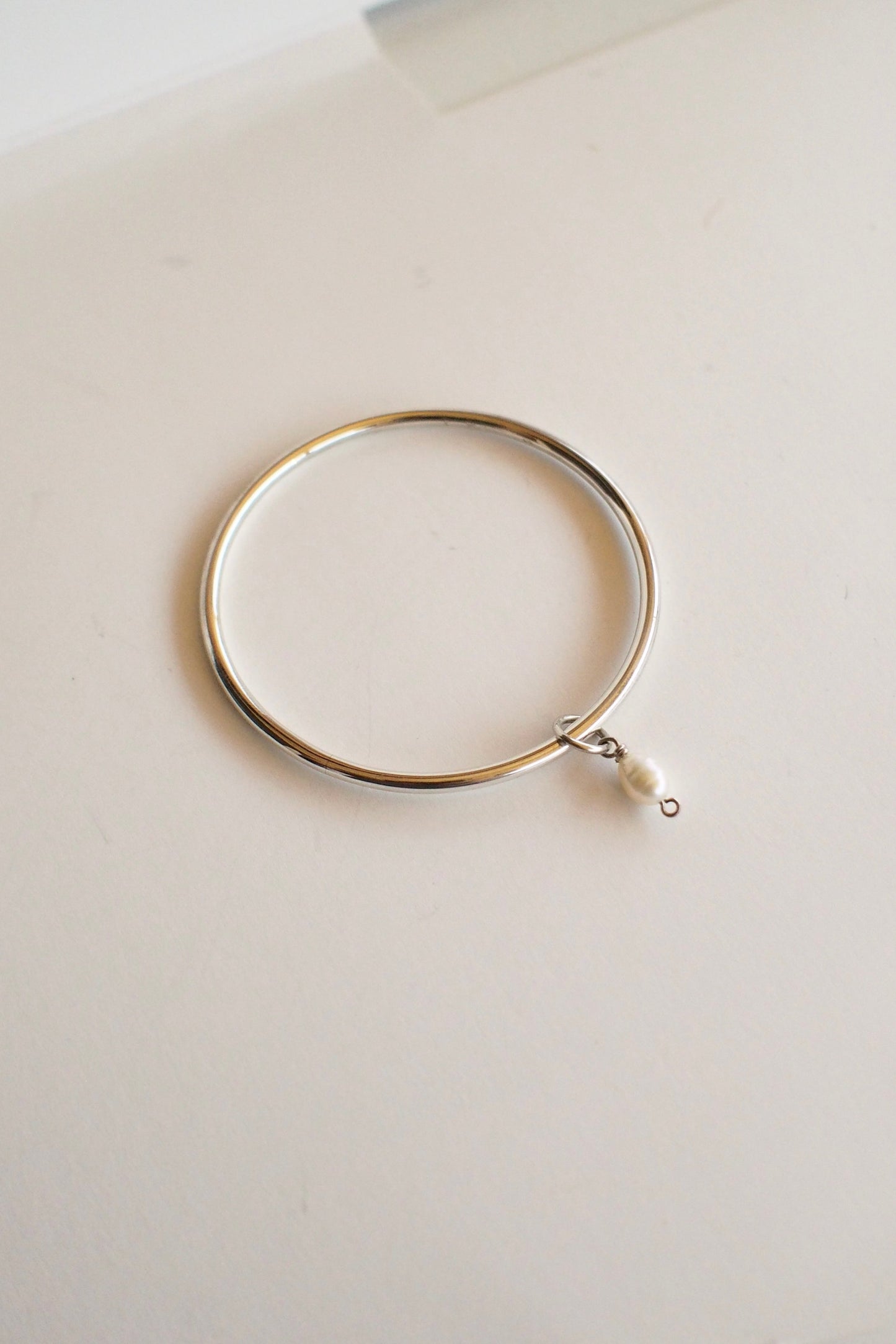 Classic Freshwater Pearl Bangle