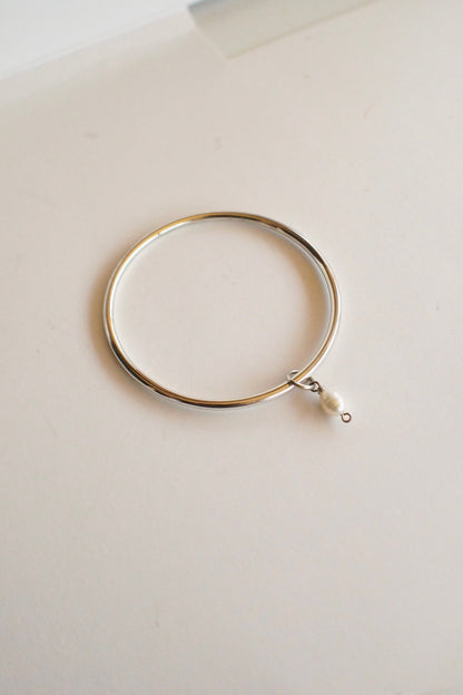 Classic Freshwater Pearl Bangle