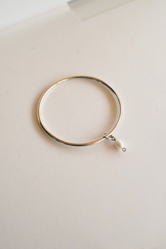 Classic Freshwater Pearl Bangle