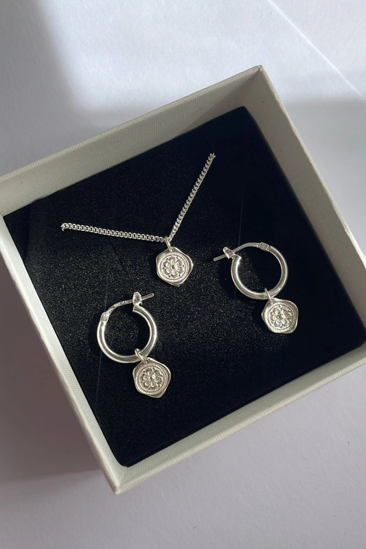 Leila Hoops